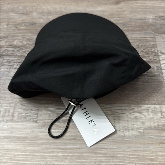 Athleta Ultra Light RUN Cap 3.0 - Picture 5 of 7